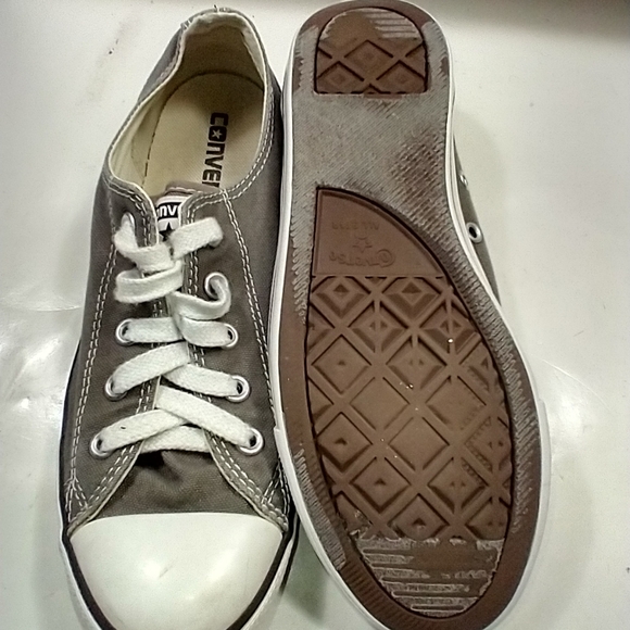 Converse Chuck Taylor All Star Low Top Shoes Women's sz 7. - Picture 8 of 10